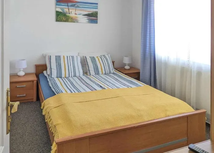 Nocleg ze śniadaniem Florian - Tuż Przy Plaży Mielno (Koszalin)